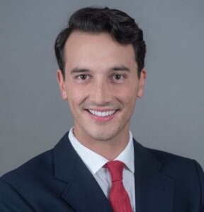 Daniel Bicknell Headshot